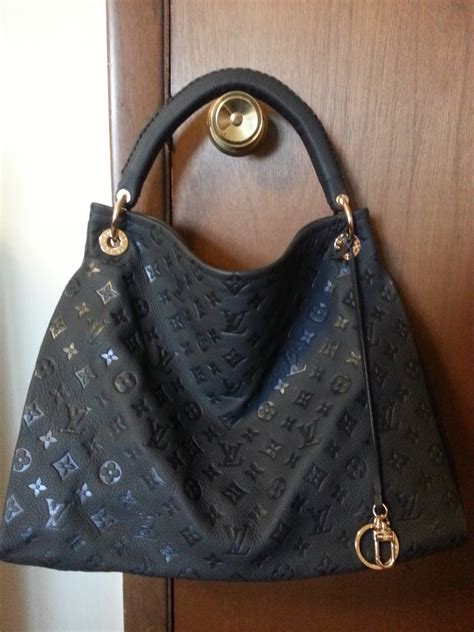 louis vuitton artsy mm best replica lowest price-black|louis vuitton artsy vs empreinte.